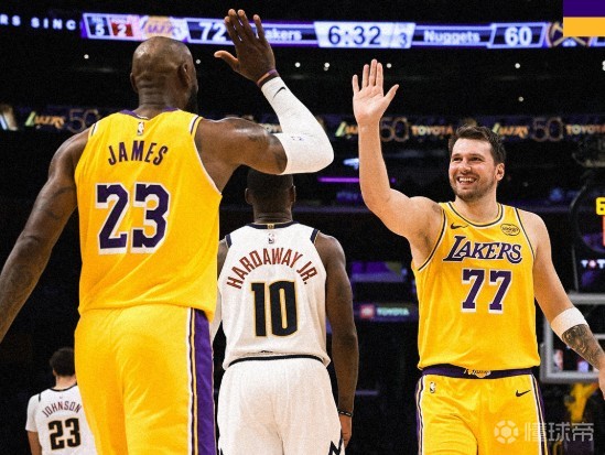 三军用命，湖人本赛季首次加时即取胜，关键时刻战绩18胜6负